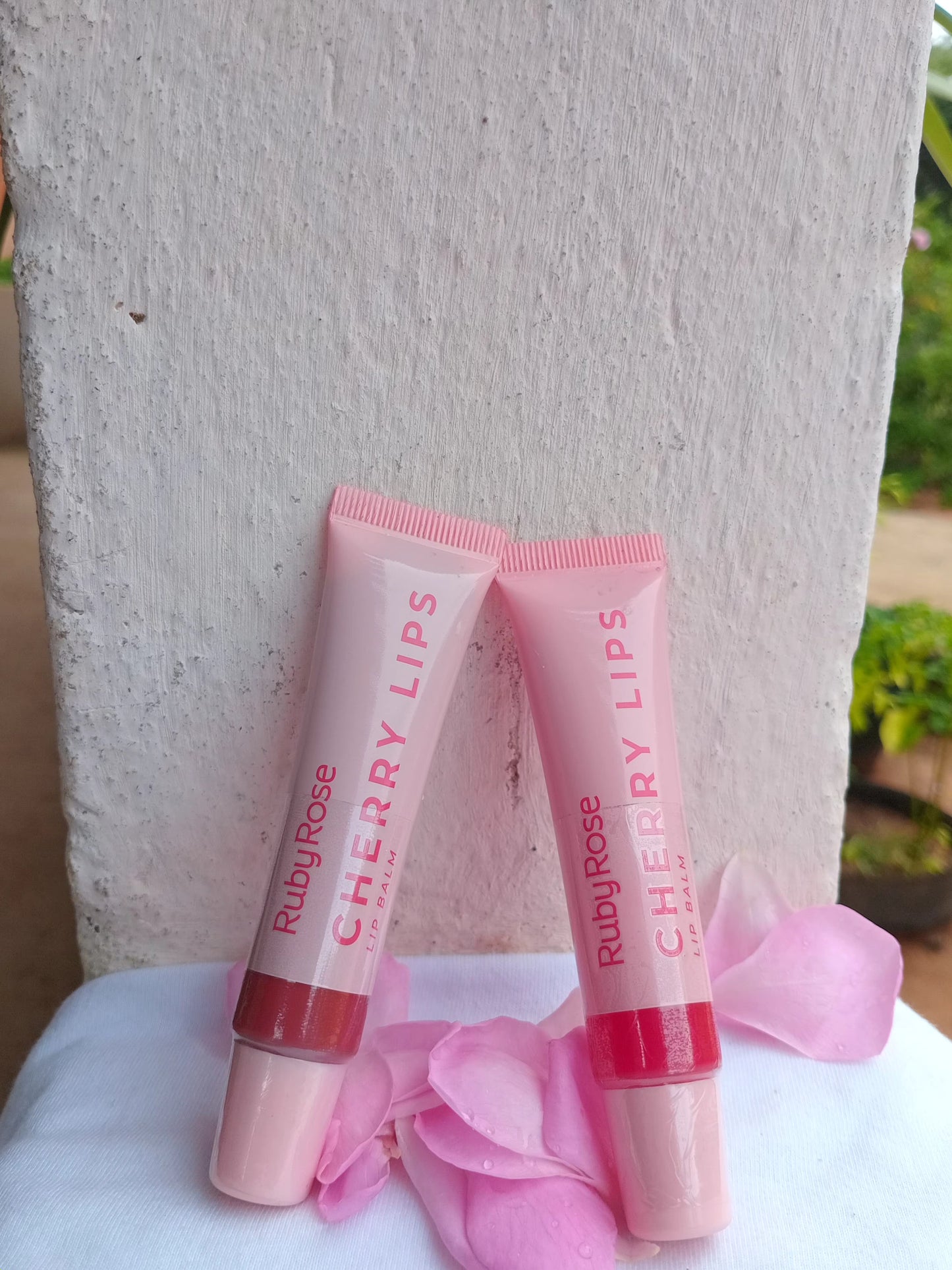 Cherry Lips Ruby Rose – Seu aliado para lábios hidratados, macios e irresistíveis