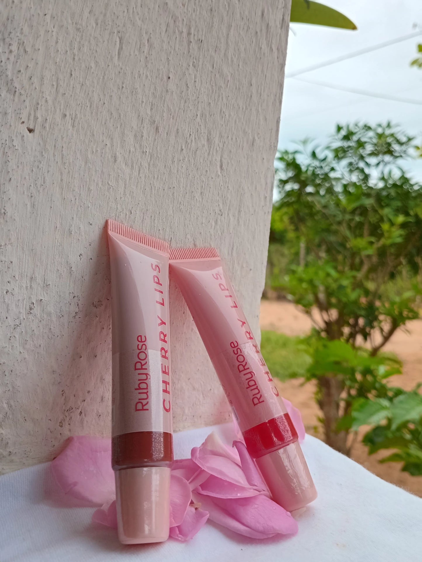 Cherry Lips Ruby Rose – Seu aliado para lábios hidratados, macios e irresistíveis